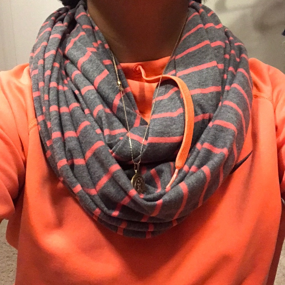 Women’s Infinity Scarf